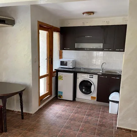 Sweet Near The Sea * Varna