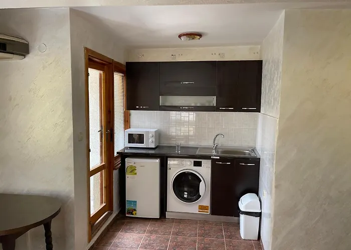 Sweet Near The Sea Варна